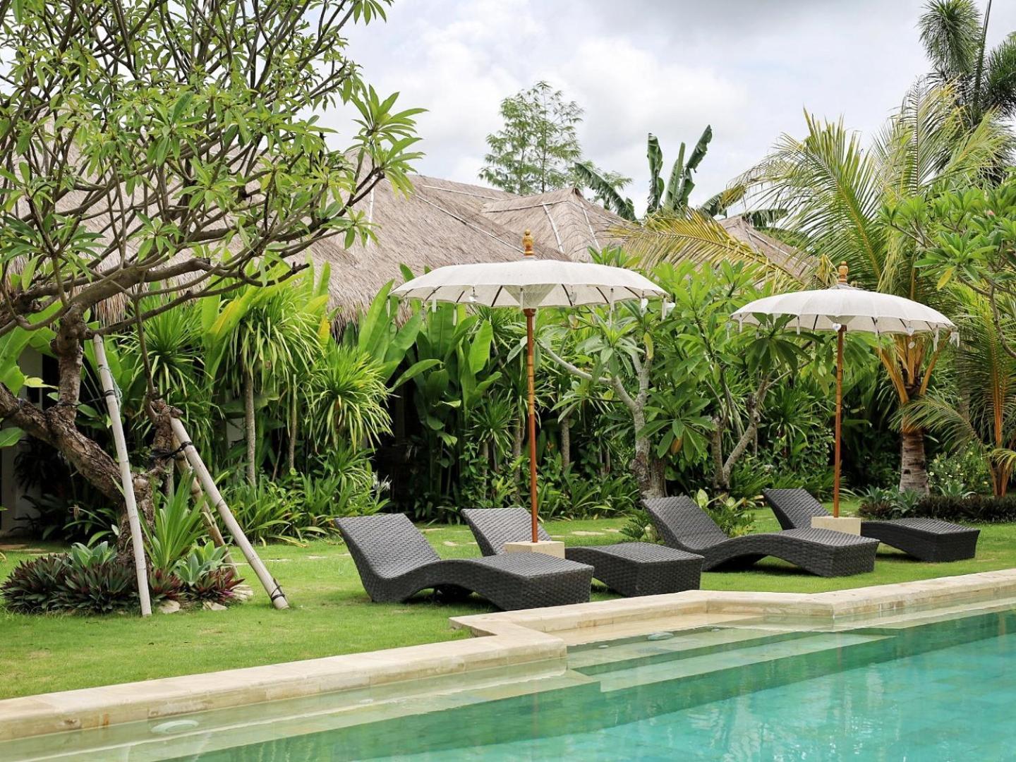 Reset Lombok Hotel Kuta  Exterior photo