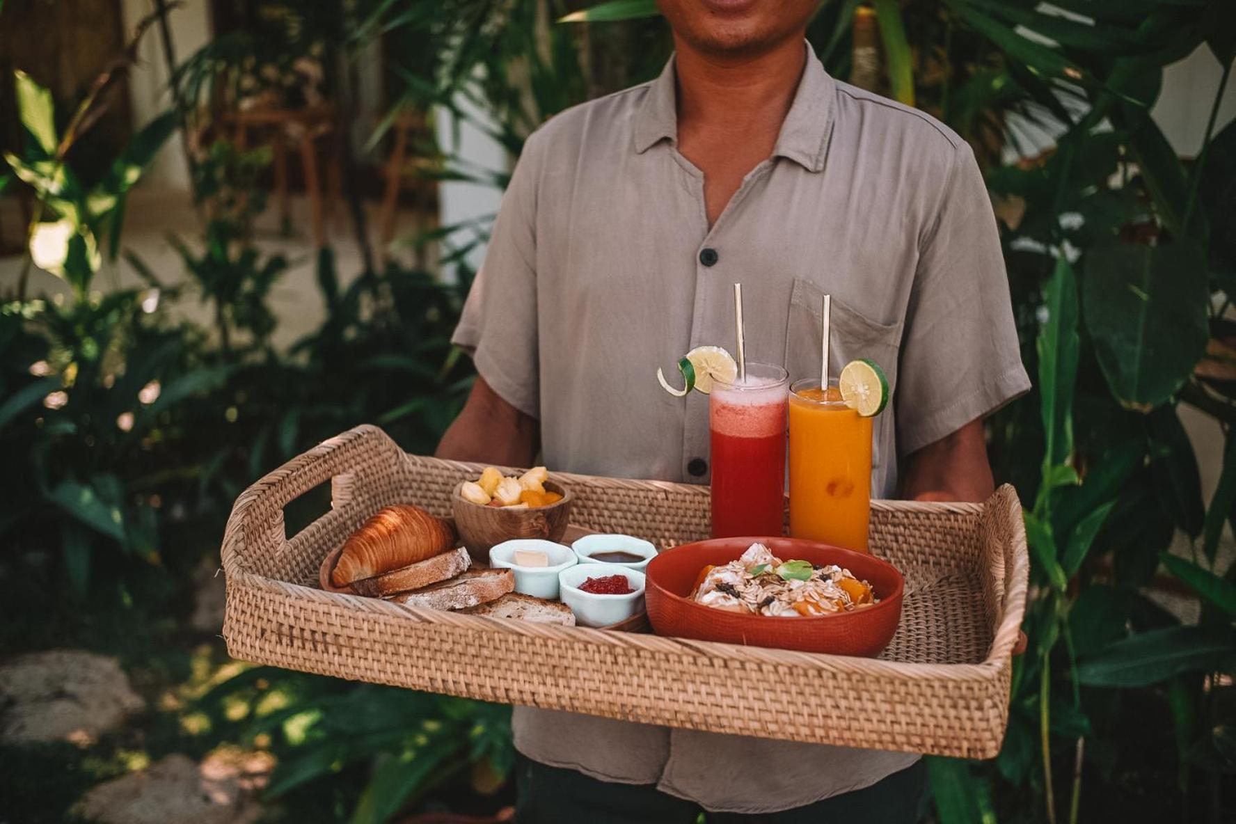 Reset Lombok Hotel Kuta  Exterior photo